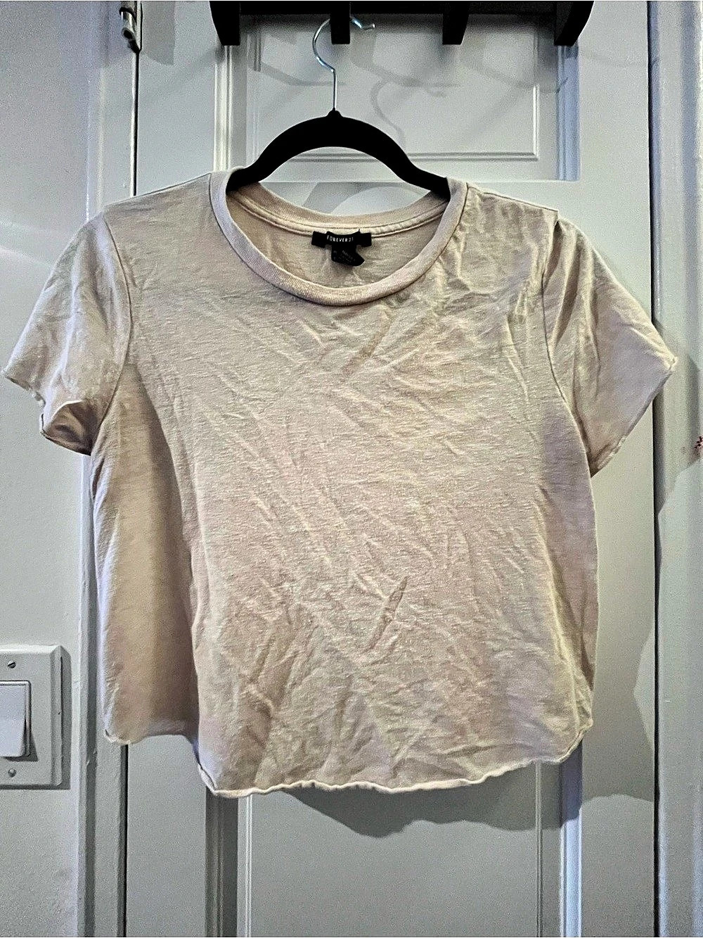Forever 21 Short Sleeve Tee in beige Large Like New